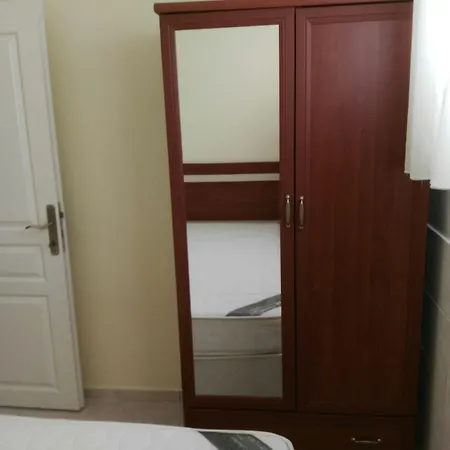 Gold Lion Apart Otel