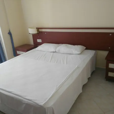 Hotel apartamentowy Gold Lion