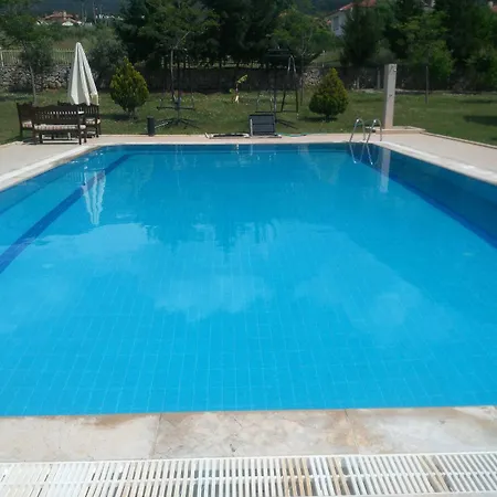 Gold Lion 4* 厄吕代尼兹