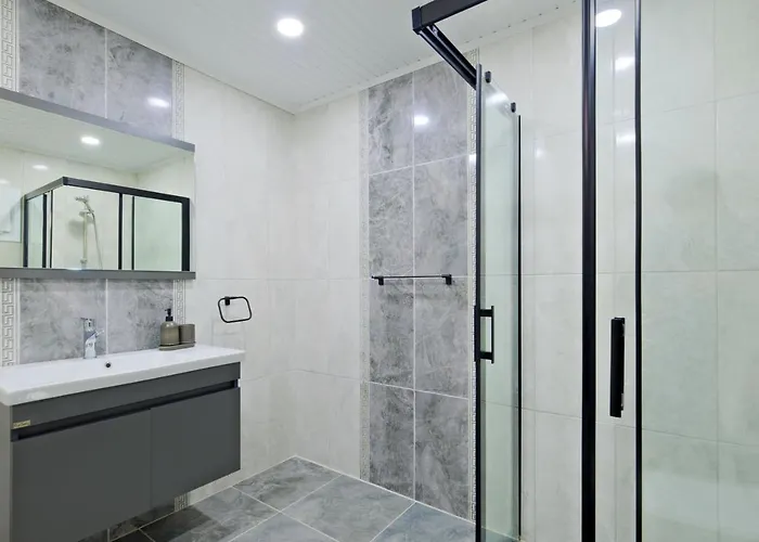 아파트호텔 Gold Lion 4*