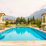 Hotel apartamentowy Gold Lion 4*