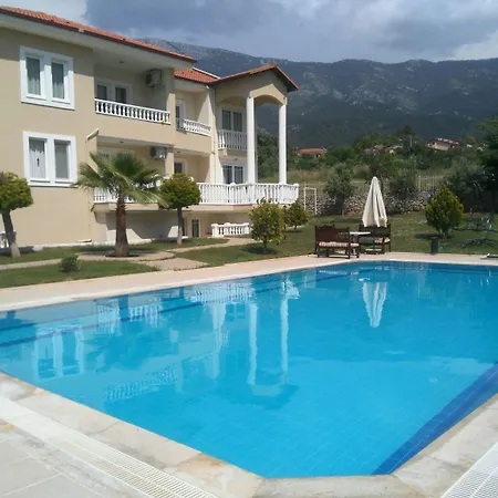 Hotel de apartamente Gold Lion